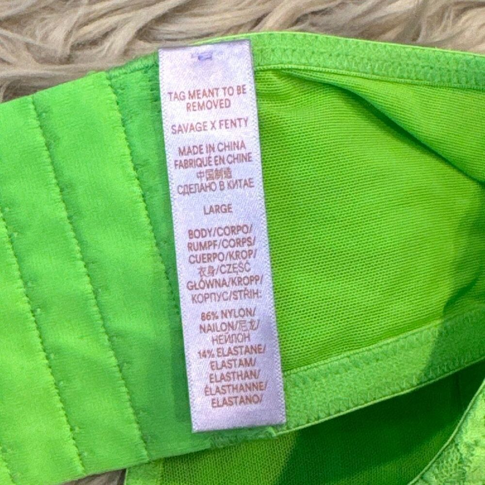 Savage X Fenty ' All Over Me Lace Bandeau Bralette (Green Tea) size large - Picture 5 of 5